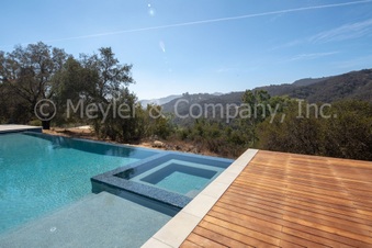 Enlarge photo 68