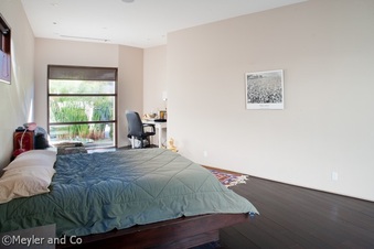 Enlarge photo 38