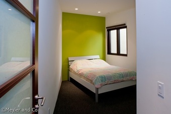 Enlarge photo 59