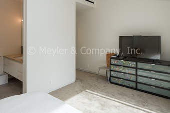 Enlarge photo 64