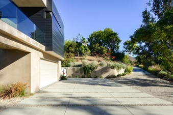 Enlarge photo 4