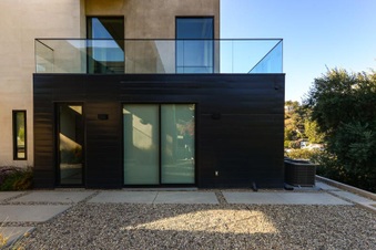 Enlarge photo 12