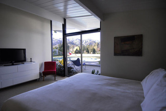 Enlarge photo 38