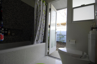 Enlarge photo 54