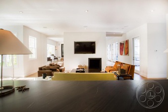 Enlarge photo 32