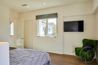 Enlarge photo 108