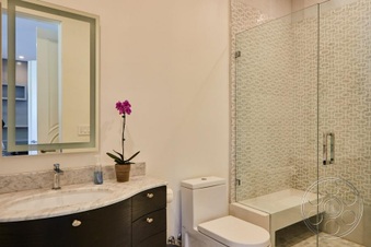 Enlarge photo 84