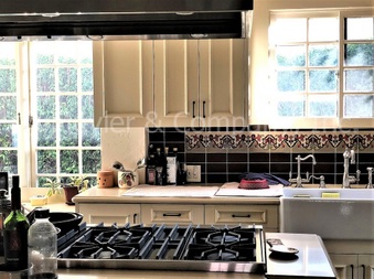 Enlarge photo 37