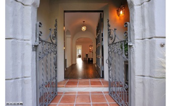 Enlarge photo 4