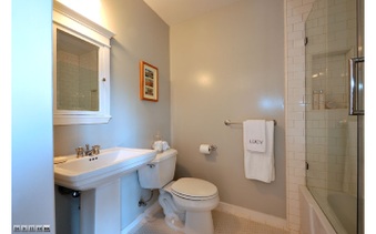 Enlarge photo 39