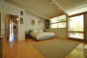 Enlarge photo 32