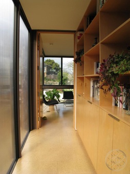 Enlarge photo 21