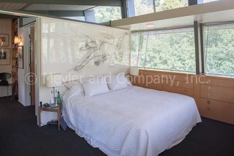 Enlarge photo 42