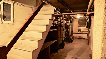 Enlarge photo 51
