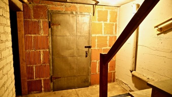 Enlarge photo 52