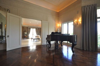 Enlarge photo 16