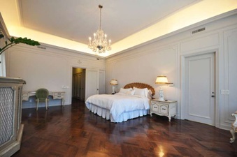 Enlarge photo 51