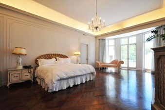 Enlarge photo 53