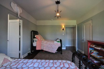 Enlarge photo 59