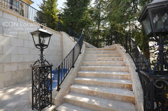 Enlarge photo 54