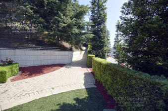 Enlarge photo 68