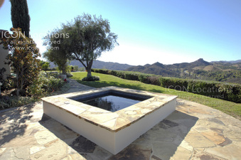 Enlarge photo 26