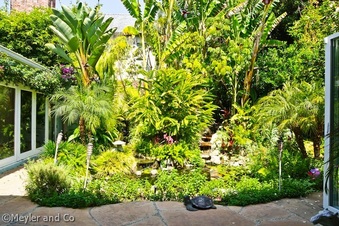 Enlarge photo 38