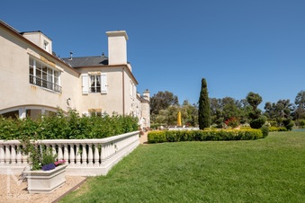 Enlarge photo 62