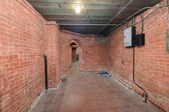 Enlarge photo 28
