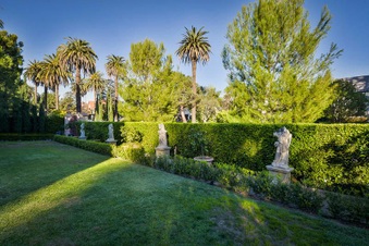Enlarge photo 10