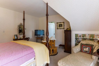 Enlarge photo 90