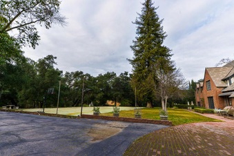 Enlarge photo 102