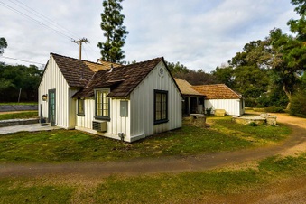 Enlarge photo 139