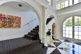 Enlarge photo 29