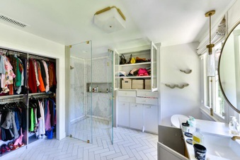 Enlarge photo 37