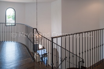 Enlarge photo 47