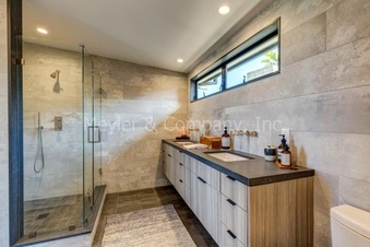 Enlarge photo 30