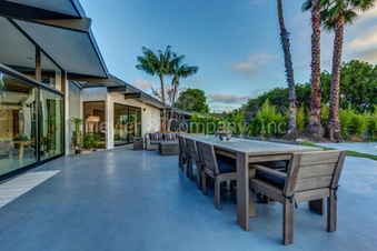Enlarge photo 44