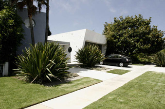 Enlarge photo 2