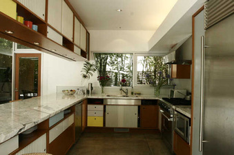 Enlarge photo 59