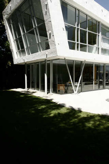 Enlarge photo 86