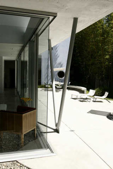 Enlarge photo 93