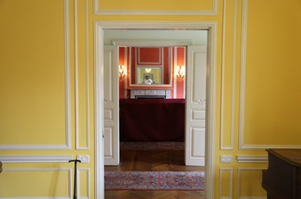 Enlarge photo 11