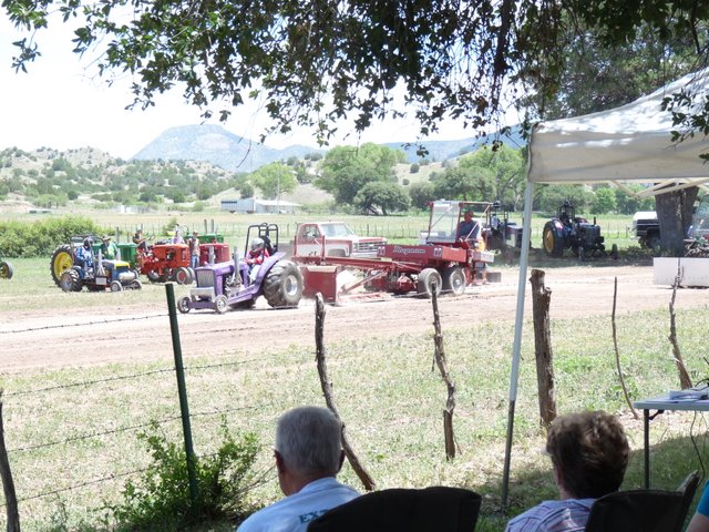 2009 07 11 Alma Tractor Pull