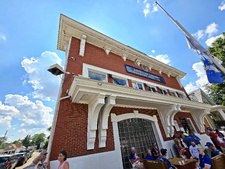 Enlarge photo 28