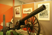 Enlarge photo 12