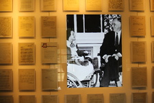 Enlarge photo 44