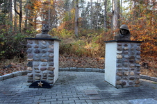 Enlarge photo 14