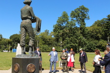 Enlarge photo 37