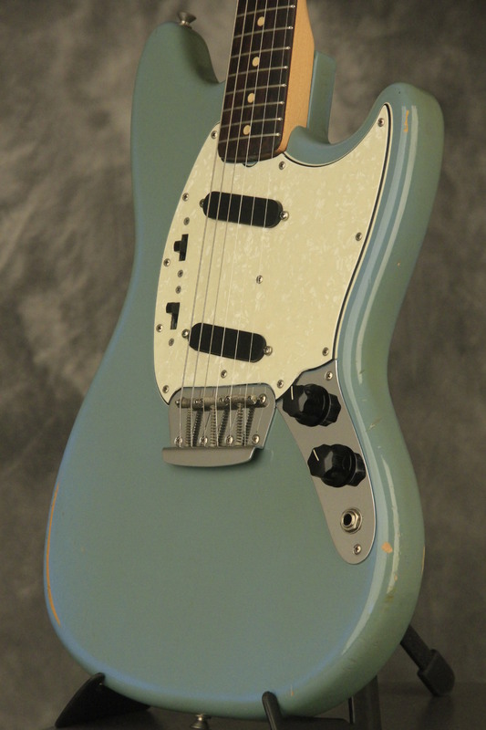 本日限定値下げ　Fender Duo sonic 1964 Fender DUO-SONIC II Blue with '66 body CLAY DOTS + L-PLATE +
